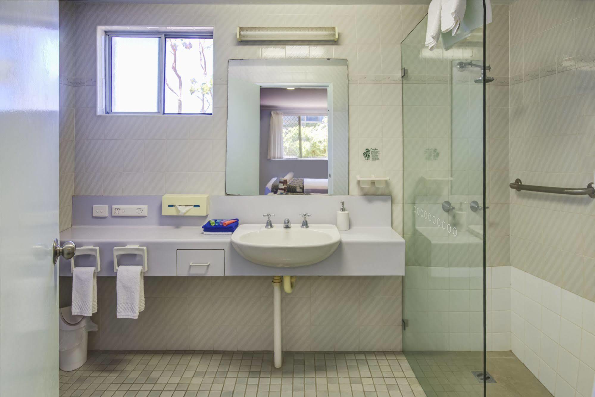 Haven Waters Motel & Apartments ノース・ヘブン エクステリア 写真